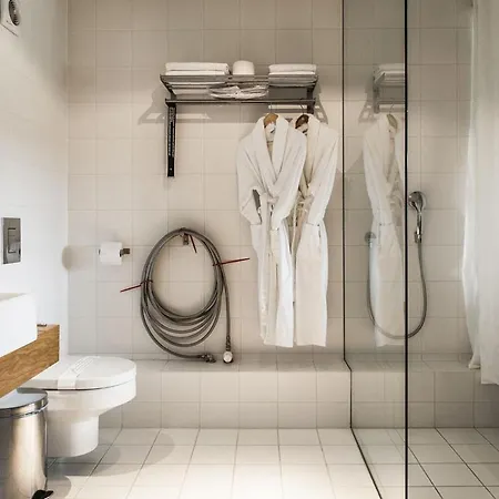 Hot_Elarnia Hotel & Spa Hotel 4*